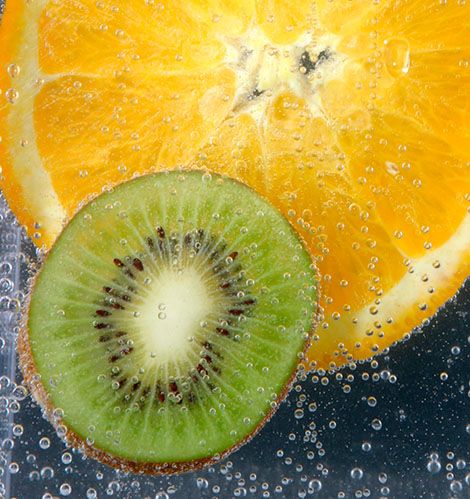 <b>Orange and Kiwi in Soda Water</b>